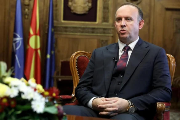 Gashi: Le ta fillojmë kapitullin e ri me zemër të hapur dhe me shpresë që nuk shuhet kurrë 3 gashi le ta fillojme kapitullin e ri me zemer te hapur dhe me shprese qe nuk shuhet kurre 6954fd1885e79