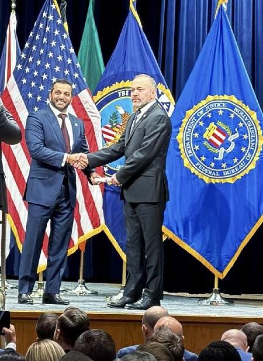 hetuesi eduart kaloshi diplomohet ne akademine kombetare te fbi se 6953b97509710