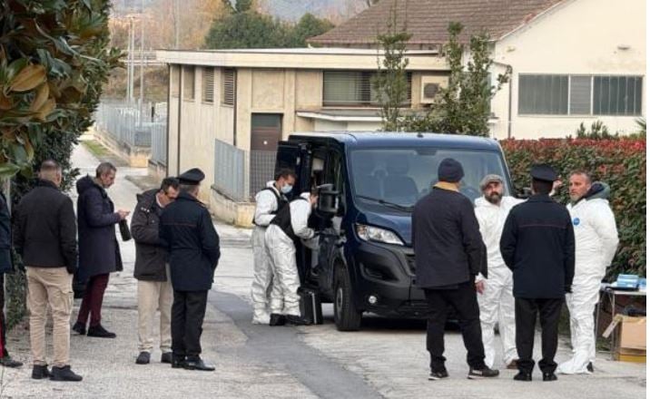 itali 49 vjecarja shqiptare gjendet e vdekur ne ankona ne kerkim bashkeshorti i denuar me pare per dhune 693094a58757e