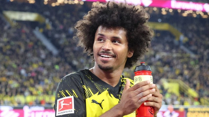 Ja çfarë sillet nga dhëndëri i Kosovës, ylli i futbollit evropian 3 ja cfare sillet nga dhenderi i kosoves ylli i futbollit evropian 694d3e9bf1b6d