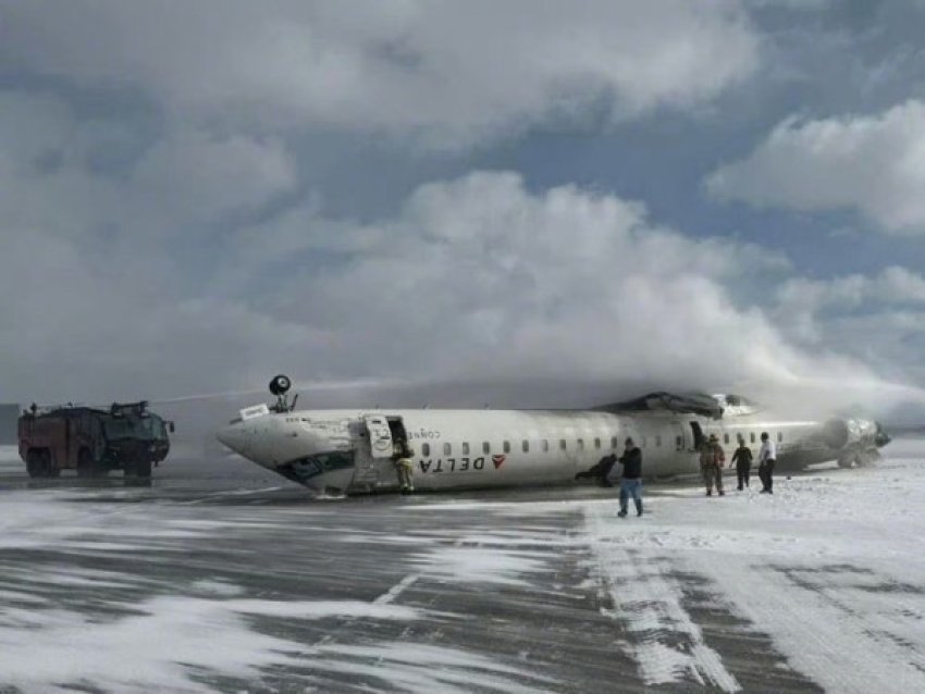 jam me fat flet njeri nga pasagjeret e shpetuar nga permbysja e aeroplanit ne kanada 6947189411e07