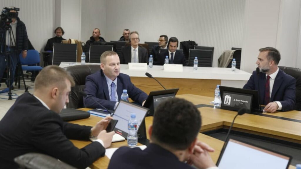 Kandidati i tretë në garën për drejtimin e SPAK, Gokaj flet për presionet: Nuk bëhen nëse nuk bie në kontakt me palët që heton 2 kandidati i trete ne garen per drejtimin e spak gokaj flet per presionet nuk behen nese nuk bie ne kontakt me palet qe heton 693aca24a0e24