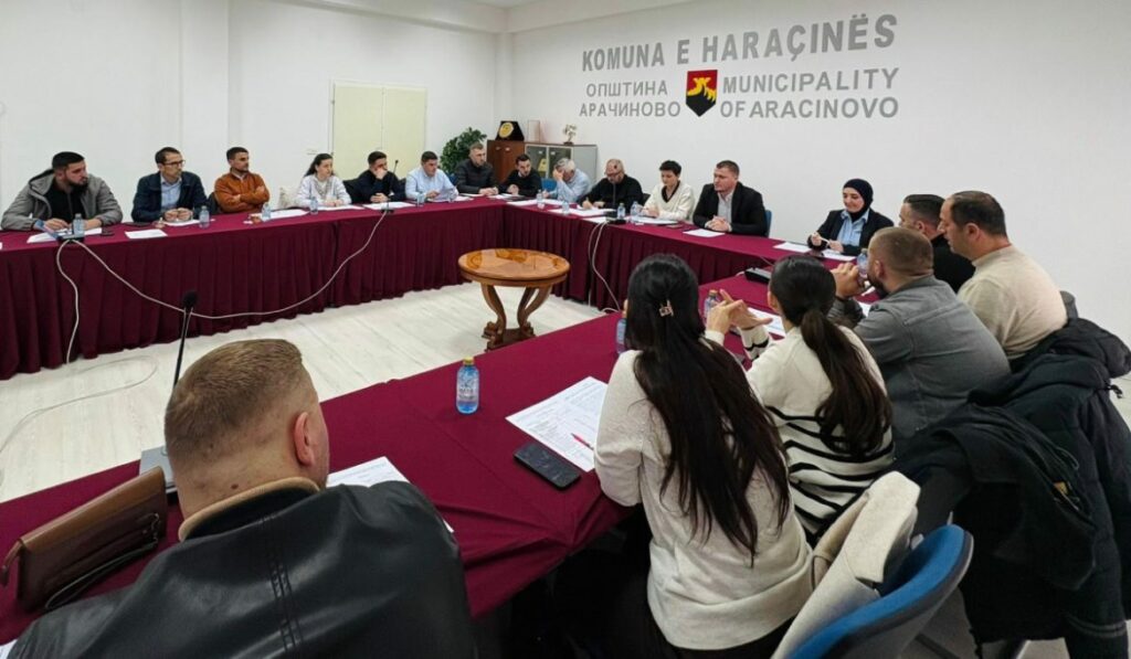 komuna e haracines shlyen borxhet e familjeve te deshmoreve dhe i liron nga pagesa e sherbimeve komunale 6930e3cedba1d