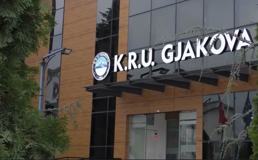 KRU Gjakova tregon arsyen se pse kërkoi shtrenjtimin e ujit 2 kru gjakova tregon arsyen se pse kerkoi shtrenjtimin e ujit 6941bd6add234