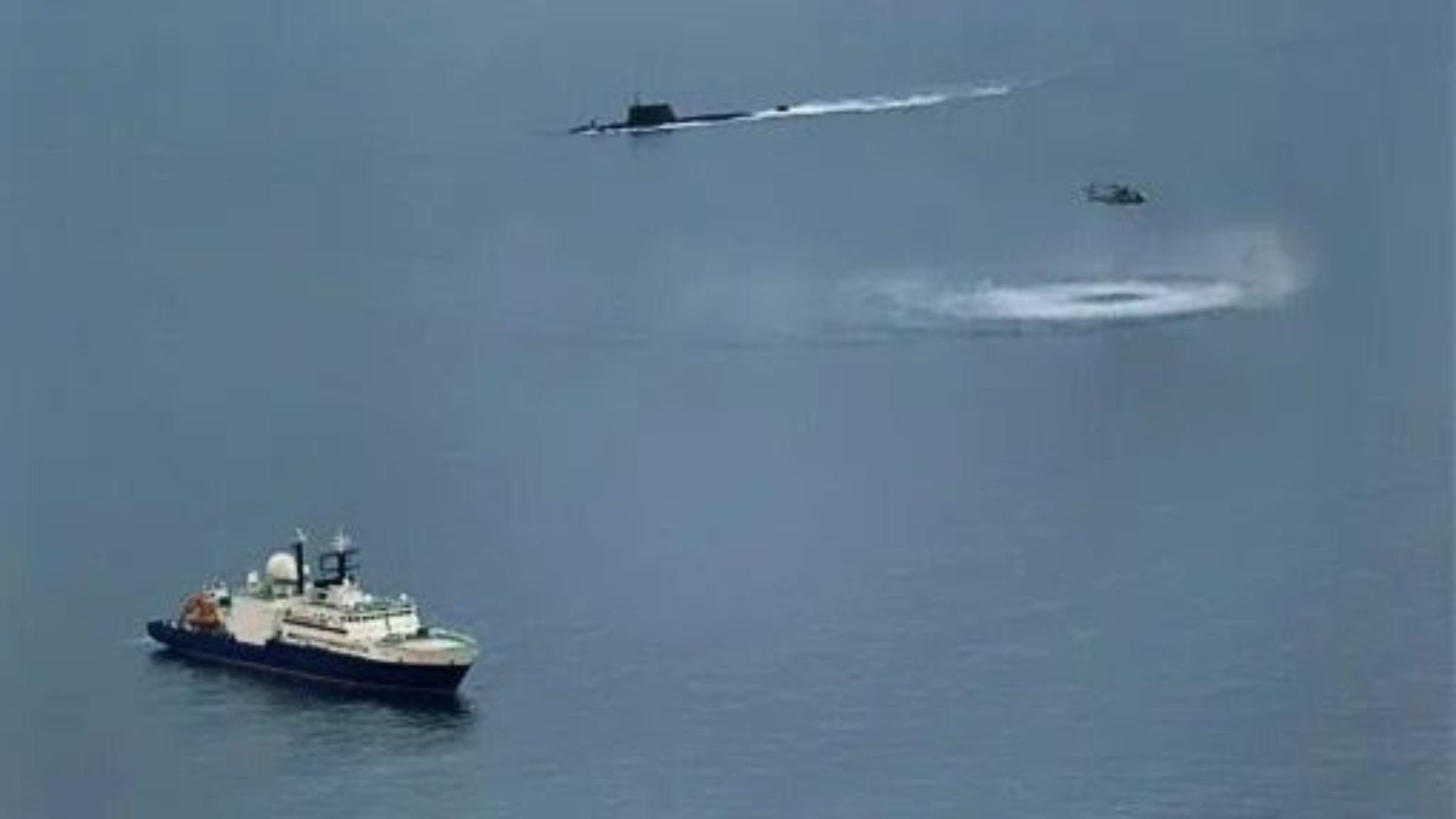 londra deklasifikon fotot perplasja e nendeteseve britanike me ato ruse prane nje tubacioni gazi cfare ndodhi ne ujerat irlandeze 695135c68940f