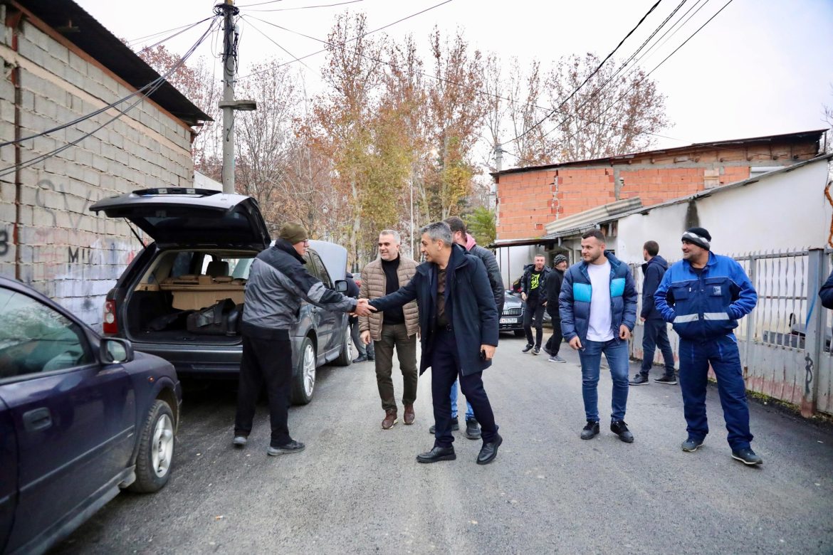 Mexhiti: Përfundon asfaltimi në Bulevardin ‘Mid’hat Frashëri’ në lagjen Teneqe Mahalle 1 mexhiti perfundon asfaltimi ne bulevardin midhat frasheri ne lagjen teneqe mahalle 6930735116beb