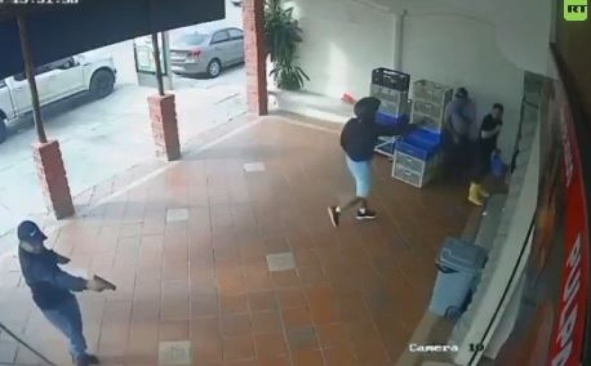 momenti kur futbollisti i njohur ekzekutohet 6945559b0b9de