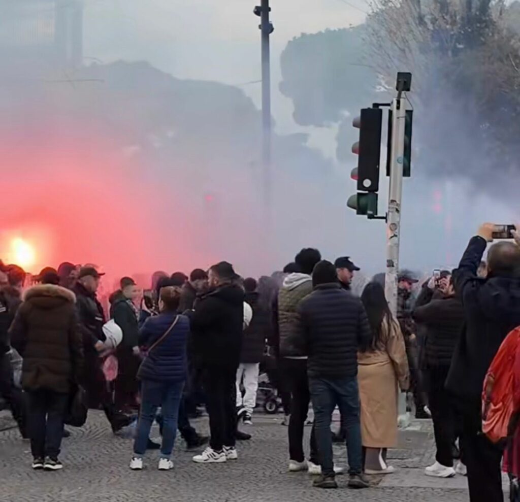 Ndeshja mes Tiranës dhe Partizanit, bllokohen disa rrugë në kryeqytet 2 ndeshja mes tiranes dhe partizanit bllokohen disa rruge ne kryeqytet 6935a57302e62