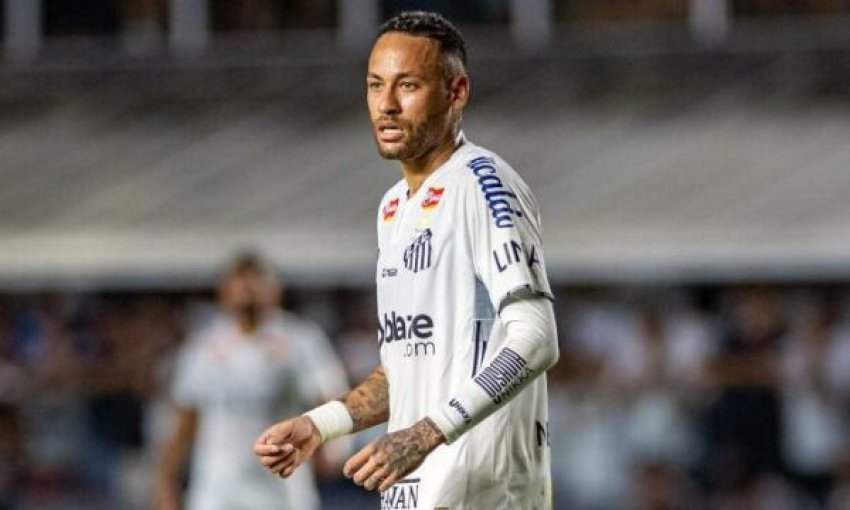 Neymari shënon het-trik dhe e nxjerr Santosin prej zonës së rrezikut 1 neymari shenon het trik dhe e nxjerr santosin prej zones se rrezikut 693172d79fc7e