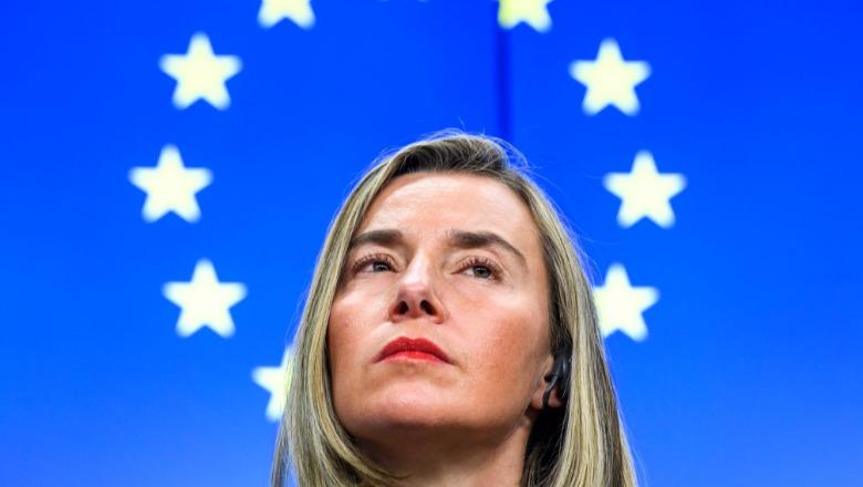 nga kulla e fildishte te ndalimi nga policia zbehja dramatike e mogherinit 6930b505b2fa5