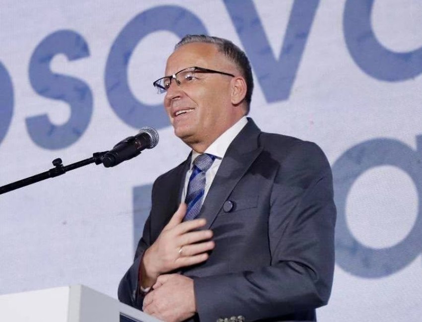 nje meter dru i ben dhjete rremojsa bukuroca ironizon fort me bedri hamzen genjeni por 6946539e93428