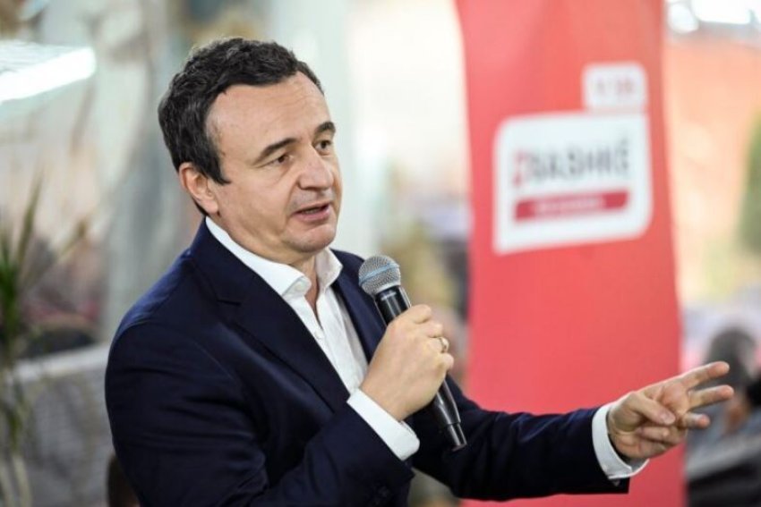 nuk leshojme pe kurti takon loken xhemile gashi nga qyshku i pejes fjalet e saj slogan i yni 6948861e6df24