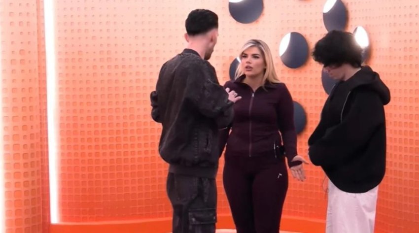 po flini mbi plehra sabina debaton ashper me kristin per punet e shtepise mos merrni 69498b533bb18