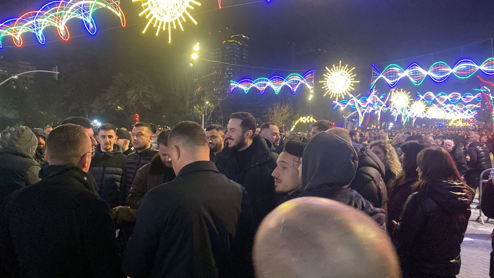 protesta e pd i bashkohet ervin salianji 694982e35aa83