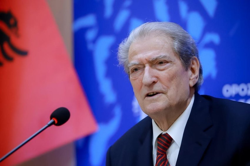 PS i mori Avokatin e Popullit! Sali Berisha me tone të larta në Kryesi 2 ps i mori avokatin e popullit sali berisha me tone te larta ne kryesi 693d6c1440a0f