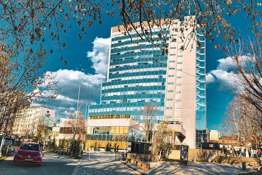 Qeveria vendos regjim vizash për Fixhin dhe nis procedurat për një memorial të familjes Jashari në Itali 1 qeveria vendos regjim vizash per fixhin dhe nis procedurat per nje memorial te familjes jashari ne itali 69453a5f9527f