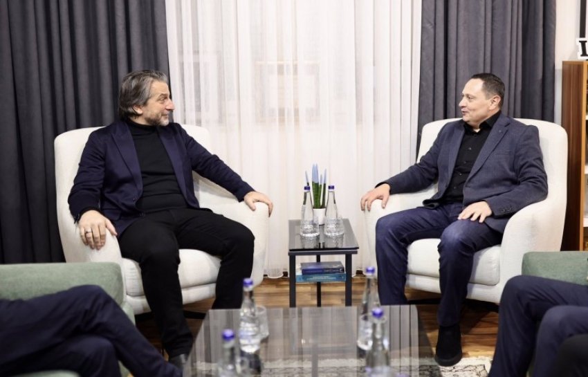 rama dhe pajaziti diskutojne bashkepunimin mes prishtines dhe bujanocit 69531910d4182