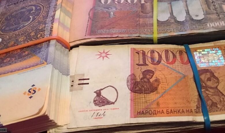 rmv padi per ish drejtorin pasi i ka shkurtuar per 3 500 denare rrogat e punetoreve 692eaa342fbde