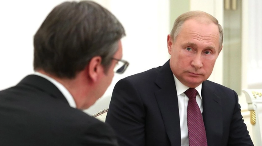 rrethanat e paqarta vlojne thashethemet pse moska hesht per tregtarin serb te armeve qe vdiq ne rusi 694967352e2ed