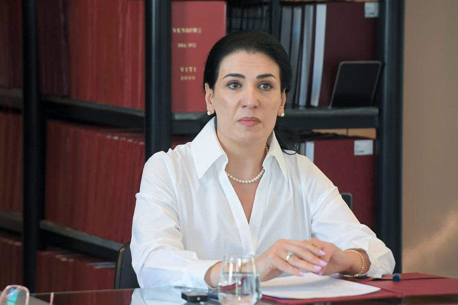 SPAK/ Urdhërarrest për Ergys Agasin, “arrest në shtëpi” për drejtuesen e AKSHI-t 1 spak urdherarrest per ergys agasin arrest ne shtepi per drejtuesen e akshi t 69412e9465fec