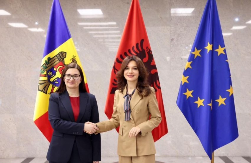 Spiropali pret zv. kryeministren e Moldavisë: Zgjerimi i BE-së, një nga mjetet më efikase për siguri dhe paqe në Europë 1 spiropali pret zv kryeministren e moldavise zgjerimi i be se nje nga mjetet me efikase per siguri dhe paqe ne europe 693a90d46b290