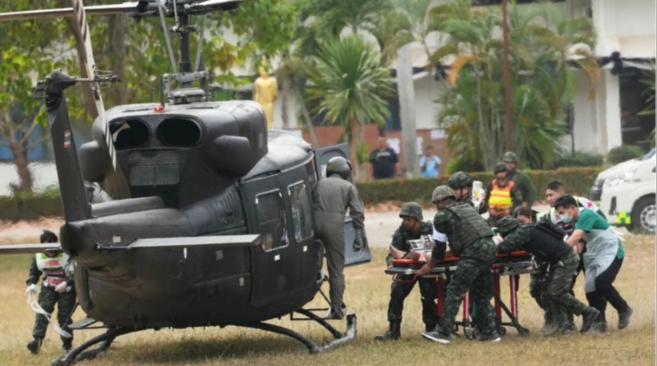 Tensionet në kufirin Tajlandë-Kamboxhia, qeveria kamboxhiane akuzon tajlandezët për thyerjen e armëpushimit të ndërmjetësuar nga Trump 2 tensionet ne kufirin tajlande kamboxhia qeveria kamboxhiane akuzon tajlandezet per thyerjen e armepushimit te ndermjetesuar nga trump 693d1ae541764