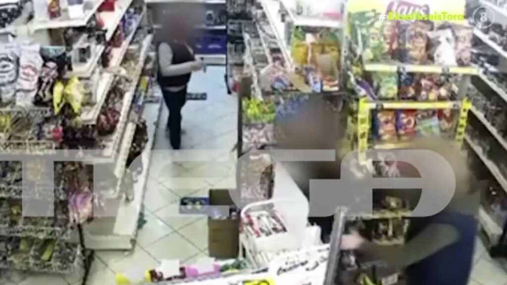 video pamje te renda shqiptari masakron me thike ish gruan ne greqi 50 vjecarja u fut ne nje supermarket per te shpetuar 6934a32385a65
