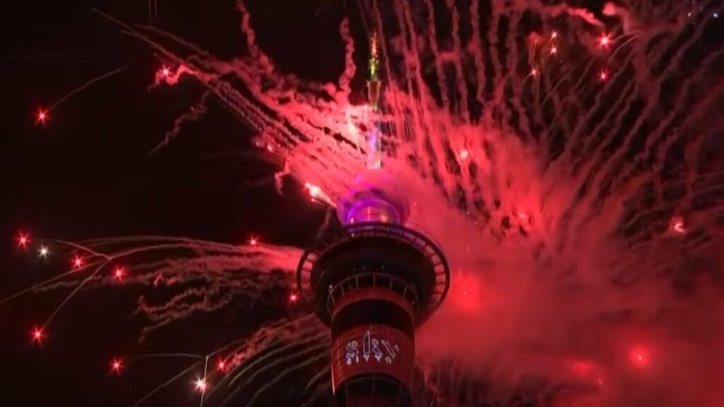 video zelanda e re mirepret vitin e ri 2026 spektakel fishekzjarresh ne sheshet e vendit 69552a6a215aa