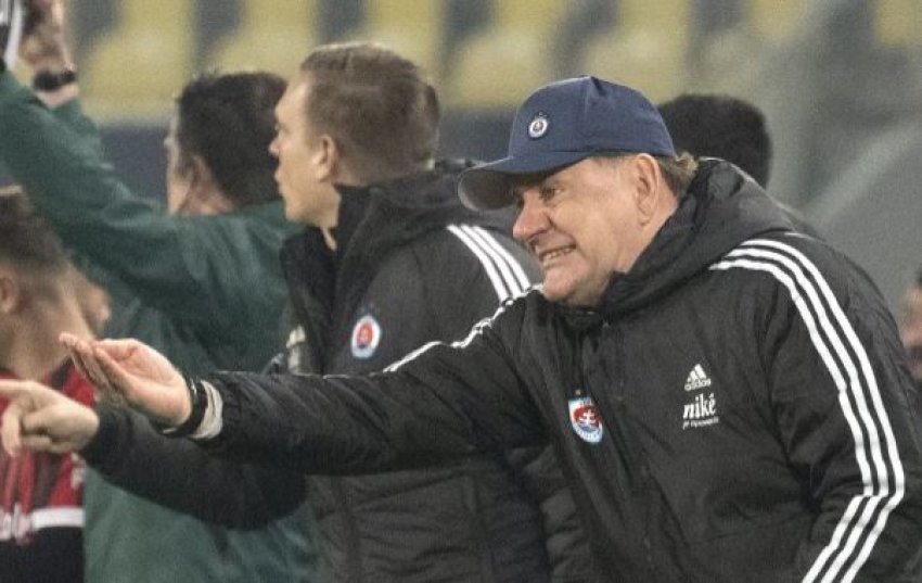 Vladimír Weiss Jr arsyeton humbjen nga shqiptarët 1 vladimir weiss jr arsyeton humbjen nga shqiptaret 693c373e62ea6