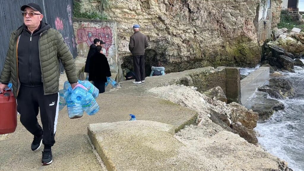 vlora pa uje prej 72 oresh 69511cb27b2b7