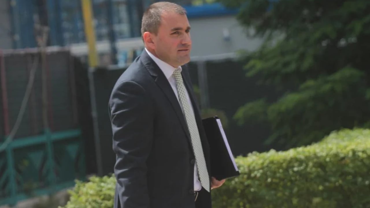 Zbulohet kush e shoqëron në Këshill prokurorin Dritan Prençi për çështjen Balluku 1 zbulohet kush e shoqeron ne keshill prokurorin dritan prenci per ceshtjen balluku 69449143a907d