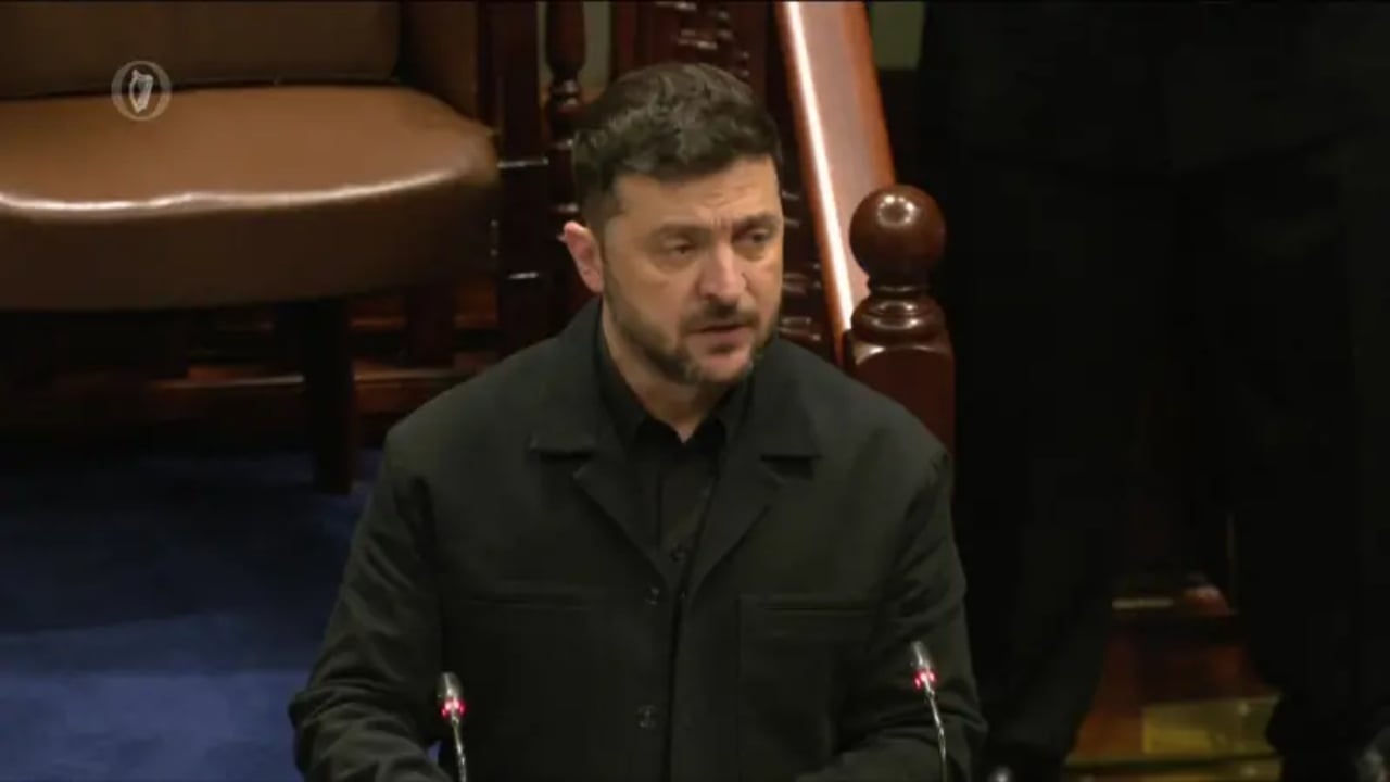 zelensky krenohet perpara parlamentit irlandez ne kemi bashkuar shumicen e botes 692f2707a316d