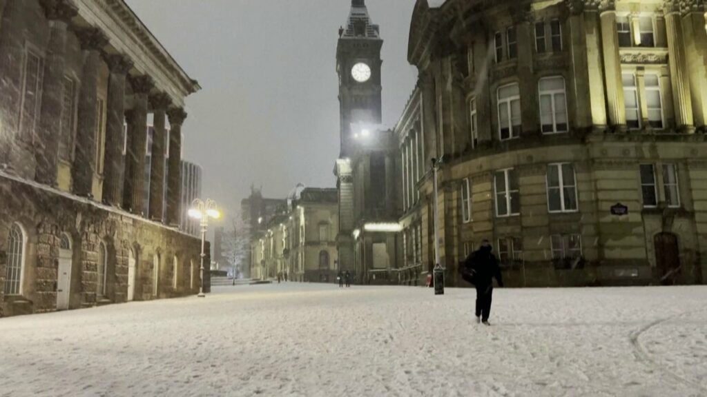 13 viktima nga acari ne evrope anglia dhe franca nen pushtetin e debores kaos me udhetimet mbyllen edhe shkollat 6962ada77221b