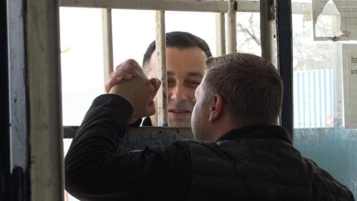 18 vjet padrejtesi agim islami akuzon gjyqesorin per korrupsion dhe burgosje pa faj 696f5c70832e2