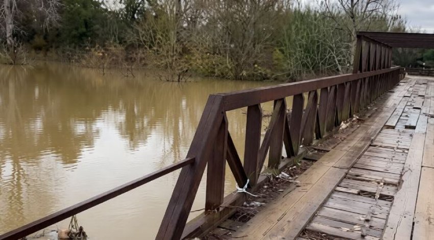 500 personave u kërkohet evakuim urgjent, u rrezikohet jeta nga prurjet e lumit Erzen 3 500 personave u kerkohet evakuim urgjent u rrezikohet jeta nga prurjet e lumit erzen 695fb315c4278