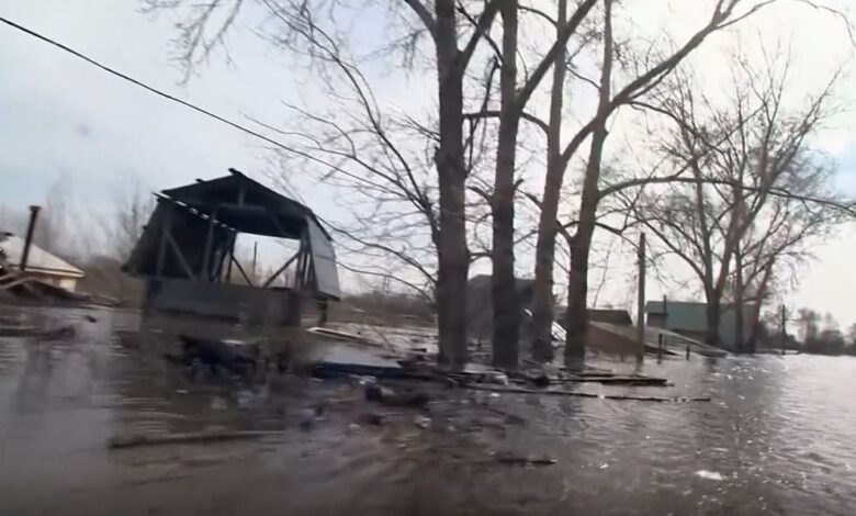 60 persona evakuohen në Kërçovë, lumenjtë dalin nga shtrati në fshatra, fermat përmbyten 1 60 persona evakuohen ne kercove lumenjte dalin nga shtrati ne fshatra fermat permbyten 695ee05bb9528