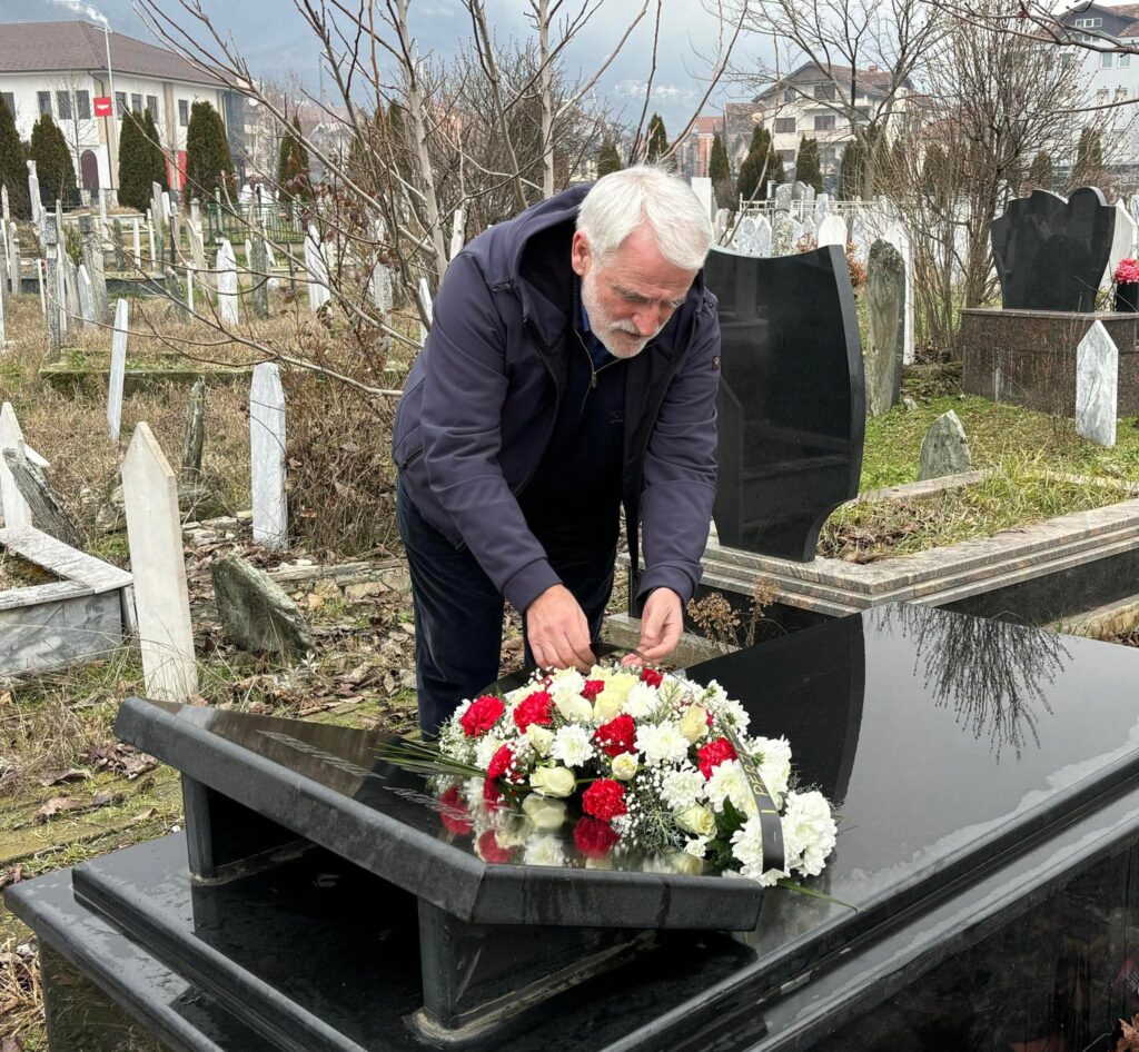 Thaçi: Rruga politike e Arbën Xhaferit mbetet orientimi i vetëm për shqiptarët 3 FB IMG 1769258640786