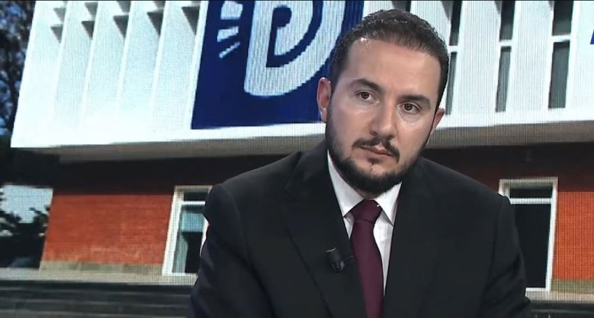 a do therrase proteste salianji veteperjashtimi nga pd term qe u perdor se jane trembur 69697a36a3fed