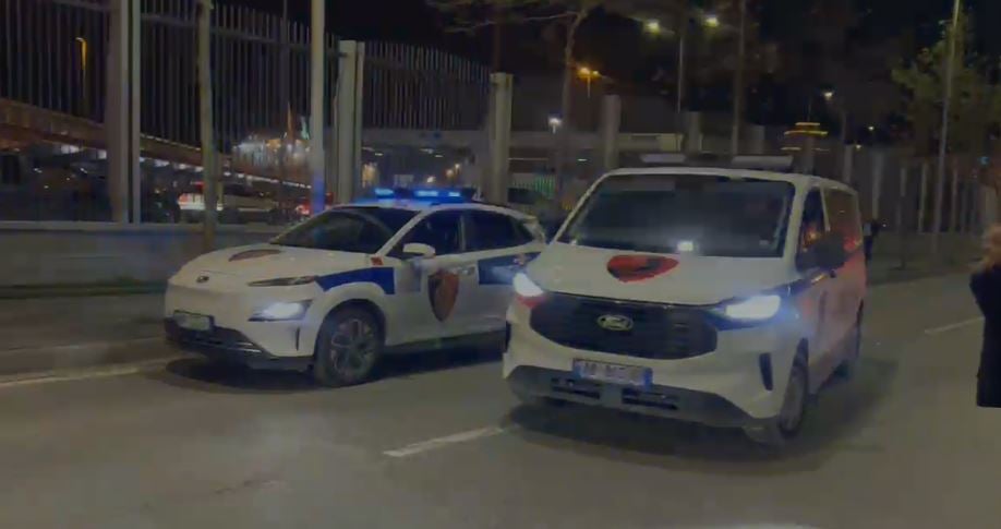 aksident me vdekje ne durres 68 vjecari perplaset nga makina dhe humb jeten 695ac2837000a