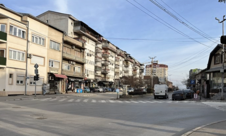 Arrestohet një 55-vjeçar nga Kumanova gjatë një tentative vjedhjeje në një dyqan 3 arrestohet nje 55 vjecar nga kumanova gjate nje tentative vjedhjeje ne nje dyqan 6964cfb790051