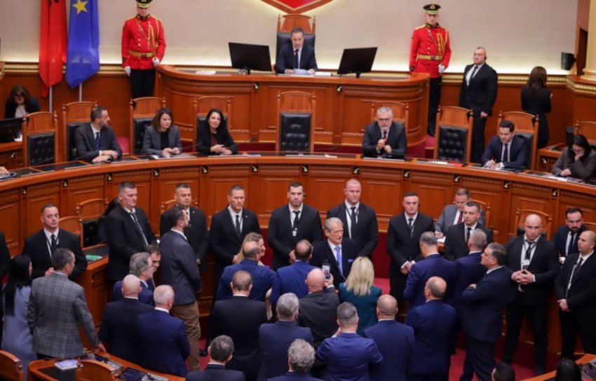 berisha akuza mazhorances parti e krimit hiqini imunitetin zv kryeministres eshte edhe ne kongresin e shba ve 696e880c7002a