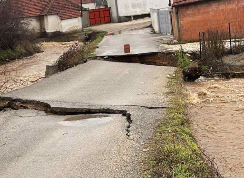Çahet ura në Gadime e Epërme, Isufi: Bllokohen dy fshatra 3 cahet ura ne gadime e eperme isufi bllokohen dy fshatra 6962cf14cfc95