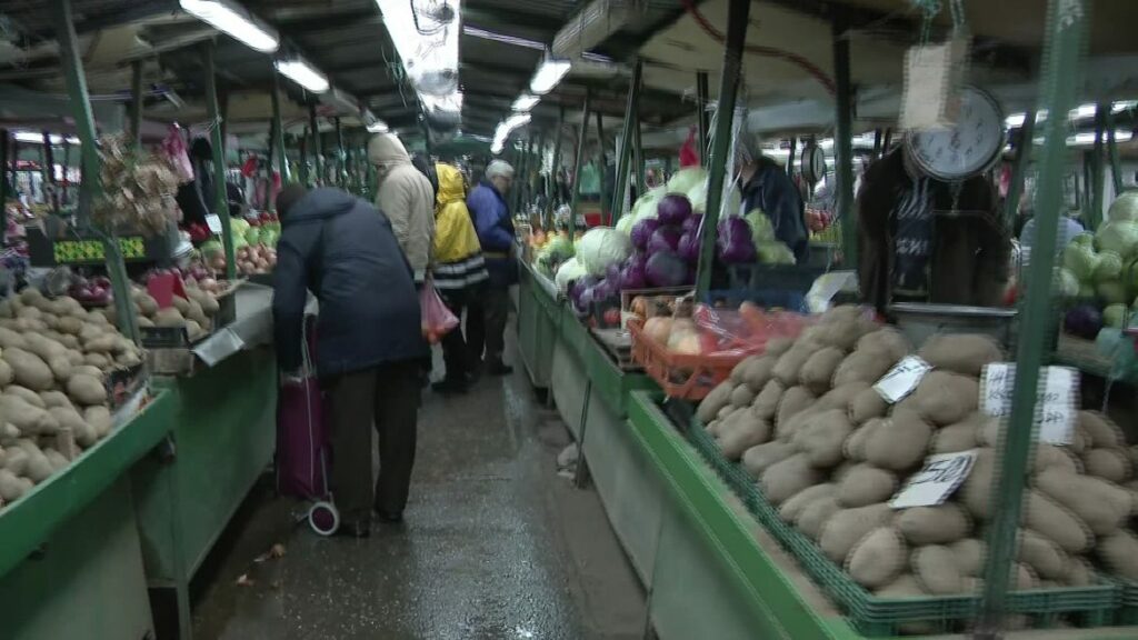 cmimet ne treg jane te larta qytetaret para festave cmimet rriten me shume 695d3a798a679