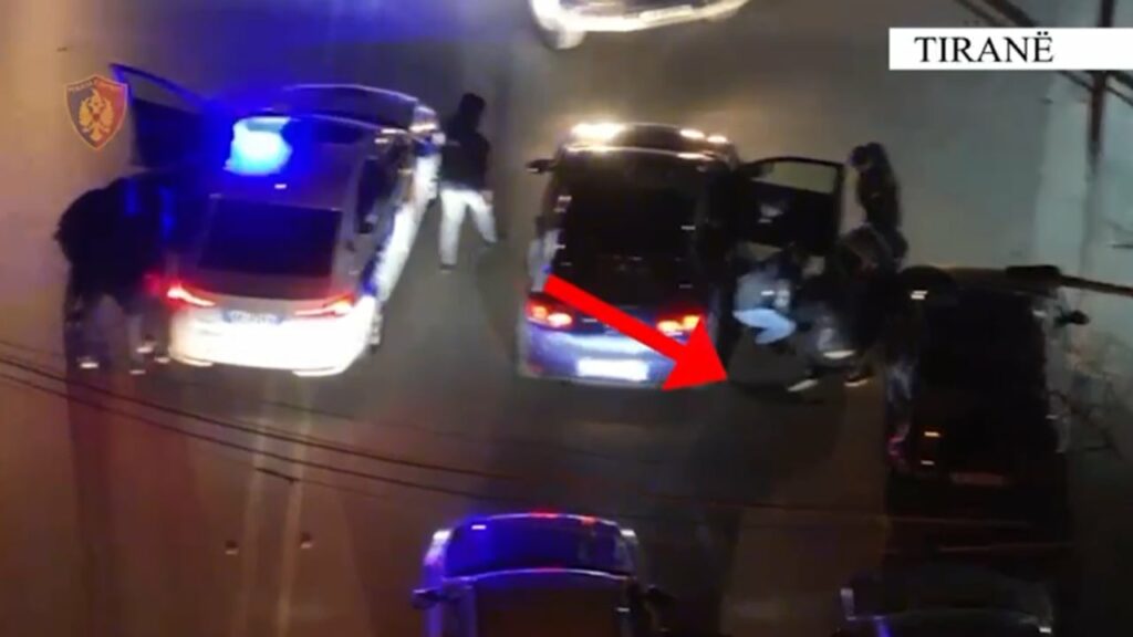 cmontohet grupi kriminal ne tirane i forti i yzberishtit i denuar per vrasje dhe tre te tjere do shisnin kallashnikove ne fresk dhe tufine 6970bb870e787