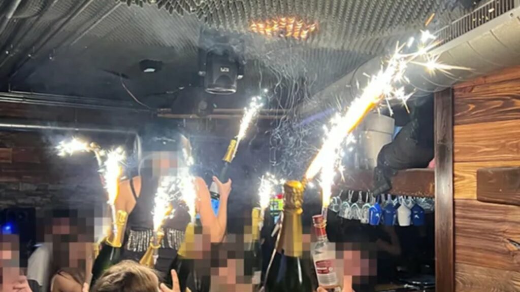 Detaje të reja nga zjarri me 40 viktima në Crans-Montana/ Menaxherja e resortit filmohet duke u largua me kasafortën e parave në dorë, nisin hetimet ndaj saj 3 detaje te reja nga zjarri me 40 viktima ne crans montana menaxherja e resortit filmohet duke u largua me kasaforten e parave ne dore nisin hetimet ndaj saj 696042e5a8a55