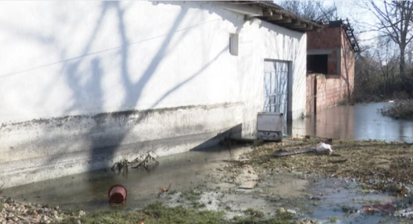 familja nga obiliqi fajeson qytetaret per vershimet bllokuan shtratin dhe urat e sitnices 696cea6e564fe