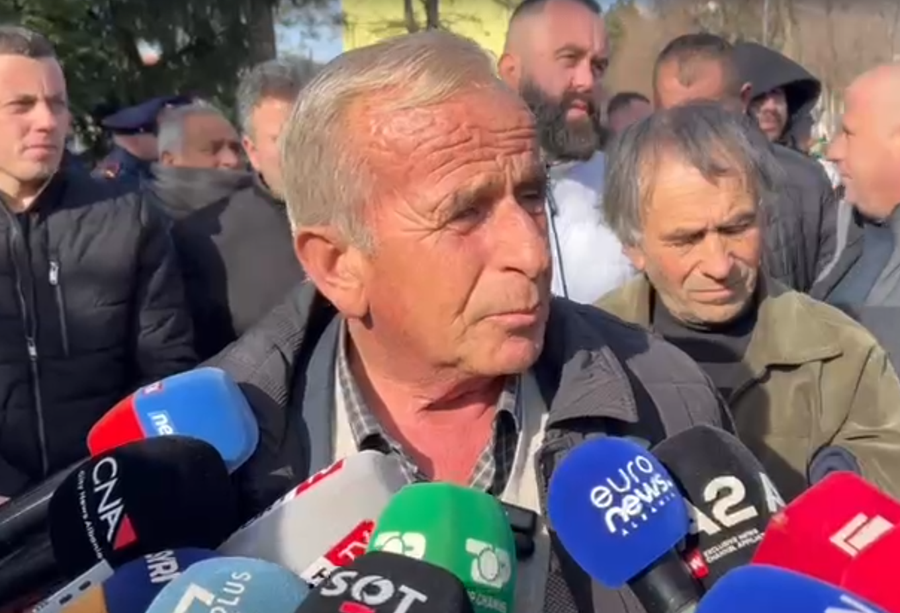 fermeret e maliqit ne proteste pas permbytjeve te medha 696f6f327ce99