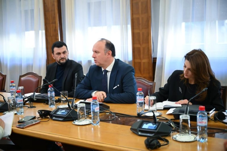 gashi eshte per zgjedhje te rregullta por jo edhe per qeveri teknike 6964eb51a7a40