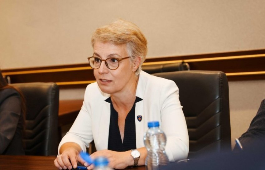 gervalla kujtesa per holokaustin eshte detyrim ndaj njerezimit 6978f9405133b