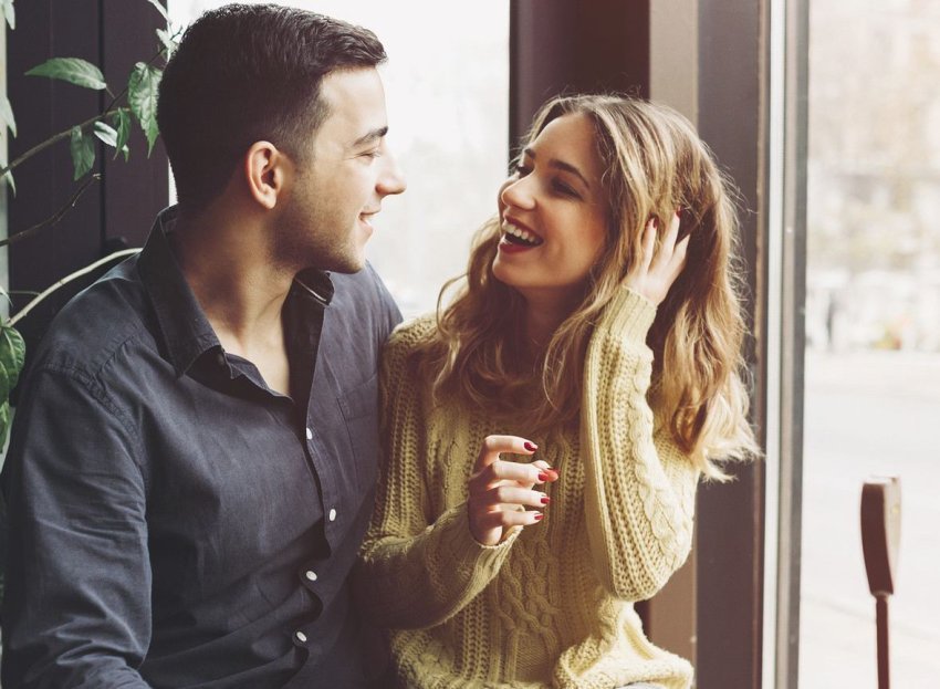 gjuha e trupit dhe dashuria si ta kuptojme se jemi te dashuruar 696556f1e8439